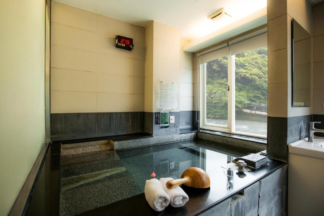 Hoya Hot Spring Inn 烏来区 エクステリア 写真